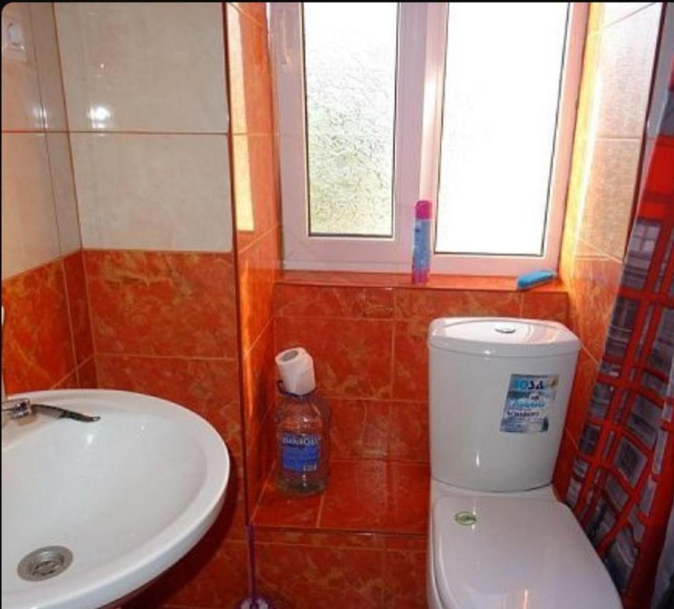 White House Hotel Gagra Bagian luar foto